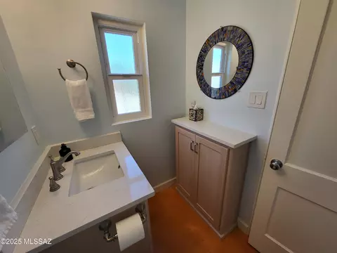 Bath - 2019 E 2nd St, Tucson, AZ 85719 photo 7 of 7