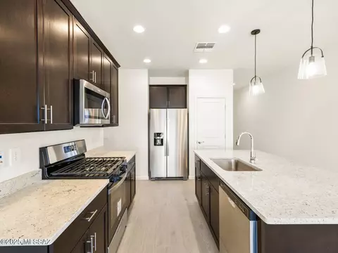 9883 N Summerstone, Marana, AZ 85743