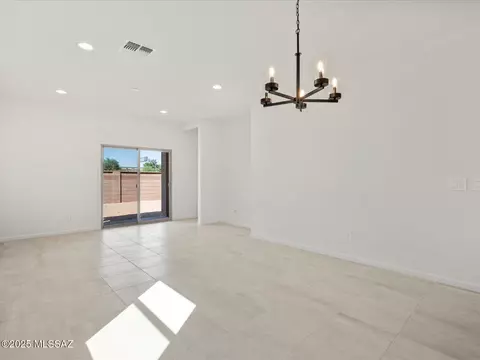 4734 E Julian Wash Drive Dr, Tucson, AZ 85706