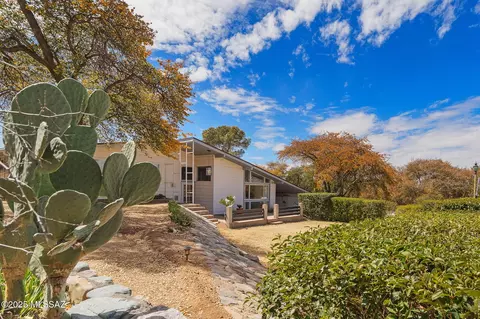 615 W Camino Yucca, Oracle, AZ 85623