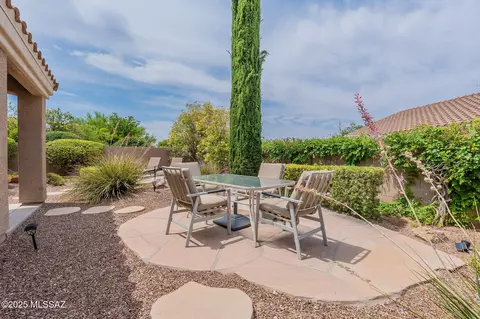 9566 E Creek Vista Pl, Tucson, AZ 85749