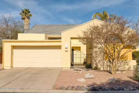 5250 E Woodspring Dr, Tucson, AZ 85712