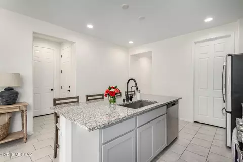 11798 E Becker Dr, Vail, AZ 85641 photo 10