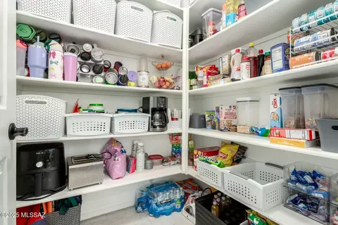 11798 E Becker Dr, Vail, AZ 85641 photo 9