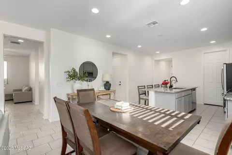 11798 E Becker Dr, Vail, AZ 85641 photo 11