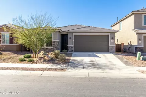 11798 E Becker Dr, Vail, AZ 85641 photo 2