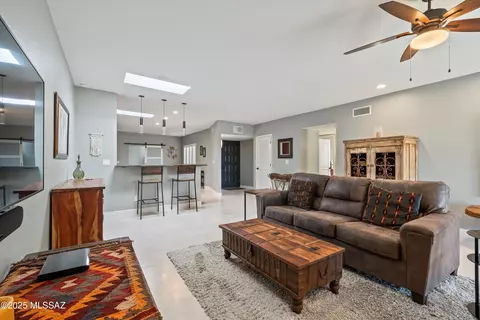 6240 E Frontier Pl, Tucson, AZ 85750 photo 6