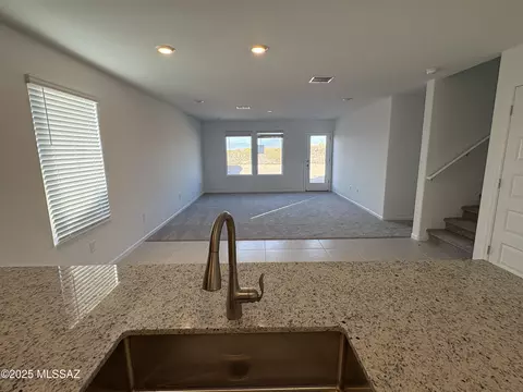 17467 S Desert Anemone Dr, Vail, AZ 85641 photo 5