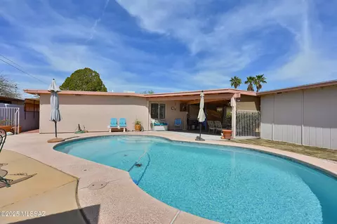3158 E 25th St, Tucson, AZ 85713