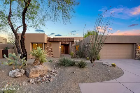 5631 W Silent Wash Pl, Marana, AZ 85658