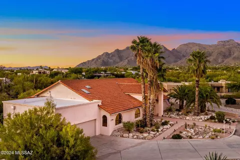 1700 E Placita Padre Isidoro, Tucson, AZ 85718