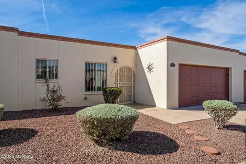 7624 E Turnquist St, Tucson, AZ 85715