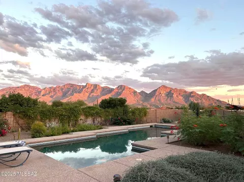 11895 N Monterra Vista Dr, Oro Valley, AZ 85737