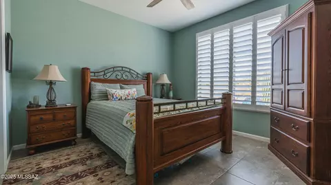 Bedroom - 62361 E Border Rock Rd, Saddlebrooke, AZ 85739 photo 1 of 2