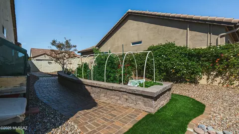 Exterior - 62361 E Border Rock Rd, Saddlebrooke, AZ 85739 photo 2 of 3