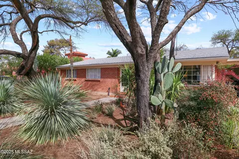 Exterior - 2917 Exeter St, Tucson, AZ 85716 photo 1 of 8