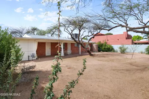 Exterior - 2917 Exeter St, Tucson, AZ 85716 photo 5 of 8