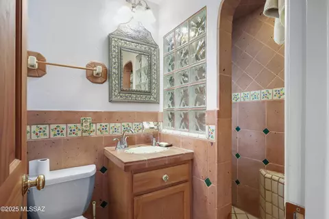Bath - 2917 Exeter St, Tucson, AZ 85716 photo 3 of 3