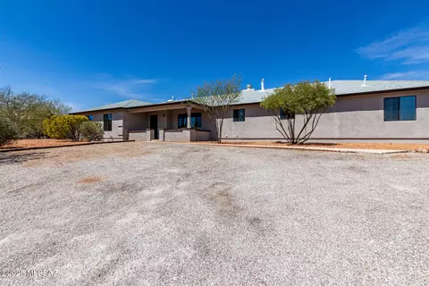 2671 N Tomas Rd, Tucson, AZ 85745
