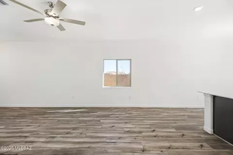 Living - 7370 W Coastal Plain Way, Tucson, AZ 85757 photo 1 of 1