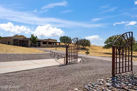 13600 E Singing Hills Trl, Sonoita, AZ 85637