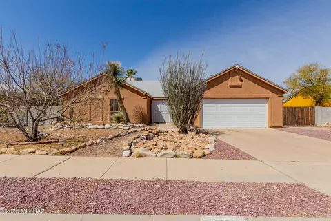 1651 N Atwood Ave, Tucson, AZ 85745