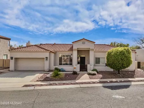 420 E Deers Rest Pl, Tucson, AZ 85704
