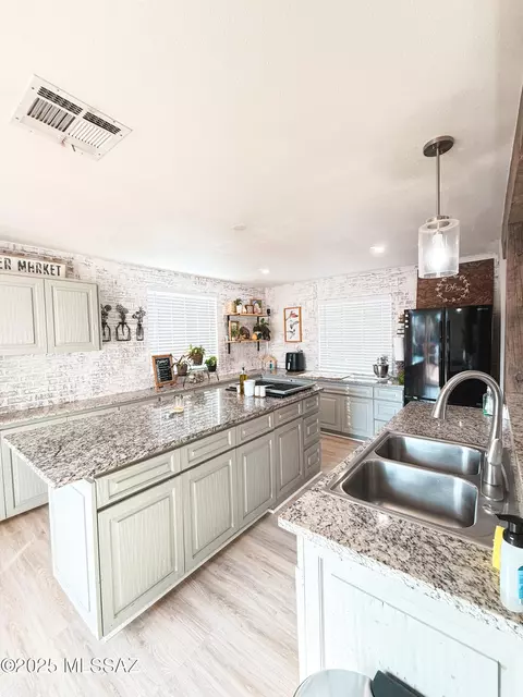 442 S 150 E, Pima, AZ 85543 photo 4
