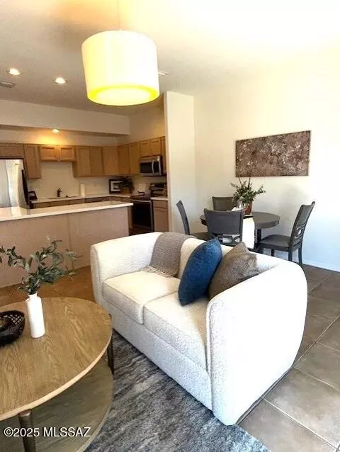 4173 N Fortune Loop, Tucson, AZ 85719 photo 8