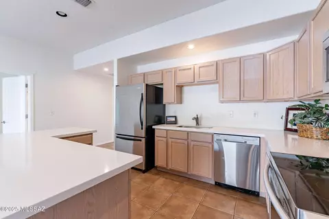 4173 N Fortune Loop, Tucson, AZ 85719 photo 4