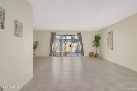 Living - 6925 E Rivercrest Rd, Tucson, AZ 85750 photo 6 of 6