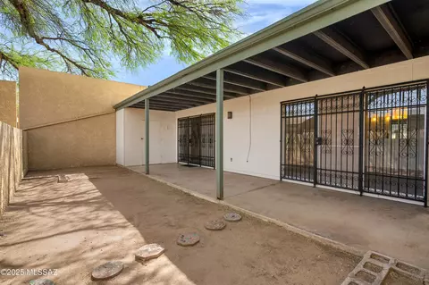 Exterior - 6925 E Rivercrest Rd, Tucson, AZ 85750 photo 3 of 7