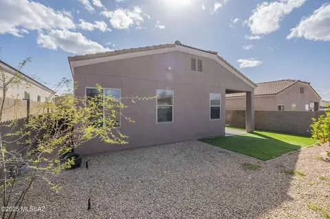 Exterior - 593 E Painted Pueblo Dr, Vail, AZ 85641 photo 9 of 9