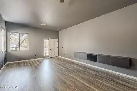 Living - 593 E Painted Pueblo Dr, Vail, AZ 85641 photo 1 of 6