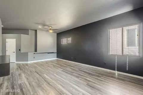 Living - 593 E Painted Pueblo Dr, Vail, AZ 85641 photo 2 of 6
