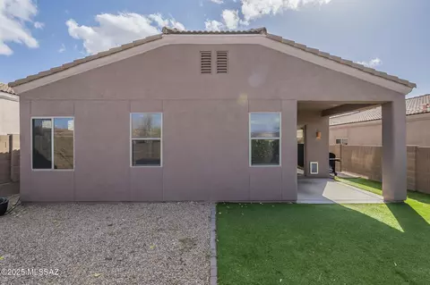 Exterior - 593 E Painted Pueblo Dr, Vail, AZ 85641 photo 4 of 9