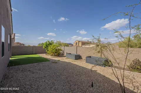 Exterior - 593 E Painted Pueblo Dr, Vail, AZ 85641 photo 6 of 9