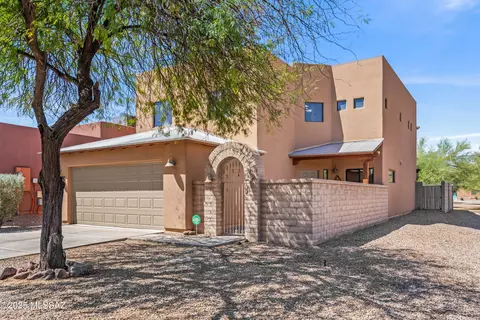 1276 S Via Estrella Blanca, Tucson, AZ 85713