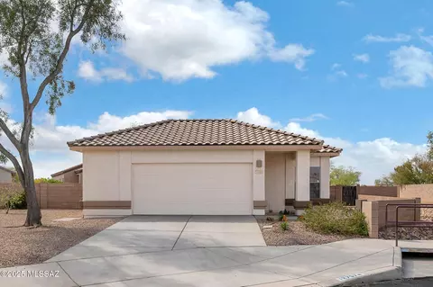 12757 N Fallen Fence Ln, Marana, AZ 85653