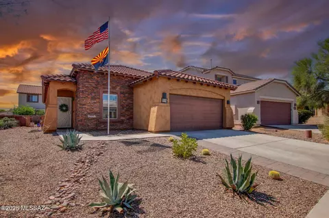 795 W Calle Muro Fuerte, Sahuarita, AZ 85629