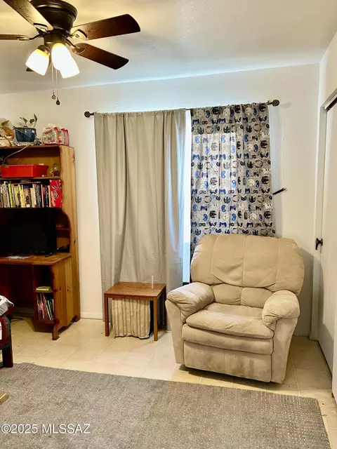 Bedroom - 277 E Root Way, Tucson, AZ 85705 photo 1 of 2