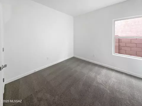Bedroom - 12128 E Becker Dr, Vail, AZ 85641 photo 7 of 9