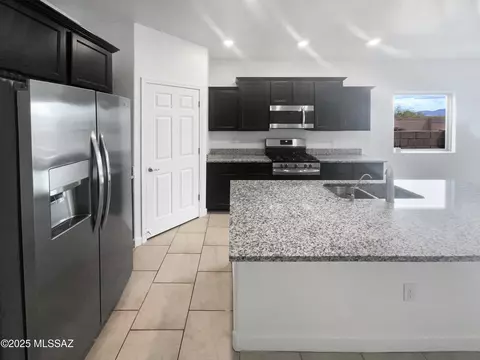 Kitchen - 12128 E Becker Dr, Vail, AZ 85641 photo 2 of 3