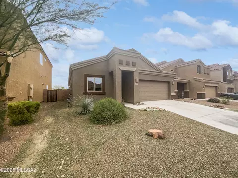 Exterior - 12128 E Becker Dr, Vail, AZ 85641 photo 4 of 5