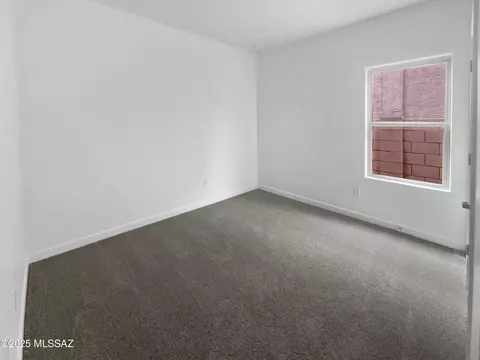 Bedroom - 12128 E Becker Dr, Vail, AZ 85641 photo 5 of 9