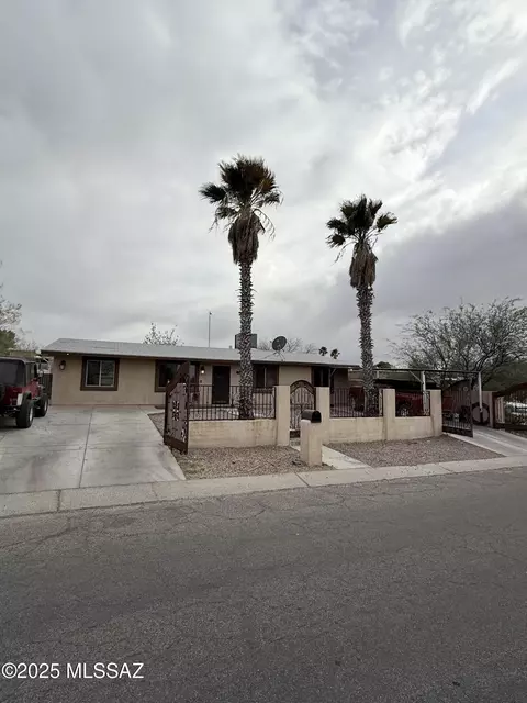 2931 W Calle Canario, Tucson, AZ 85746