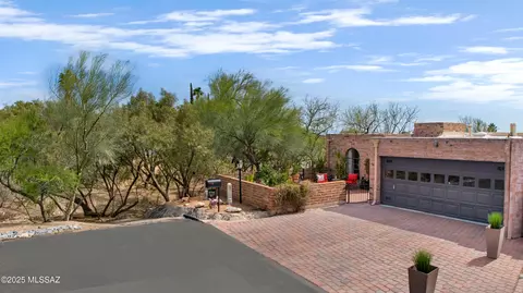 4766 E Cherry Hills Dr, Tucson, AZ 85718