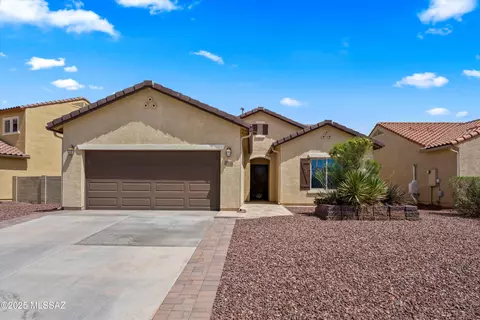 33743 S Ballad Dr, Red Rock, AZ 85145