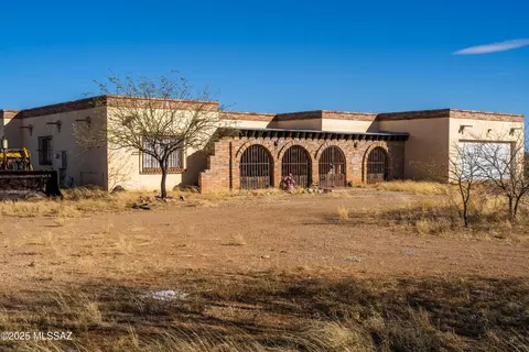 4120 W Calle Dos, Green Valley, AZ 85622