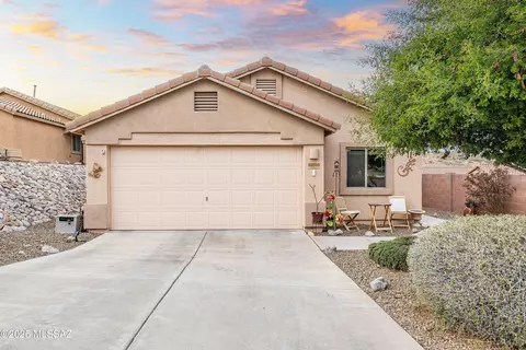 Exterior - 61080 Halter Pl, Saddlebrooke, AZ 85739 photo 3 of 10